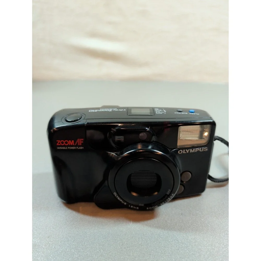 Olympus Infinity Zoom 210 Quartzdate 35mm Film Camera 38-76mm Lens Black AF